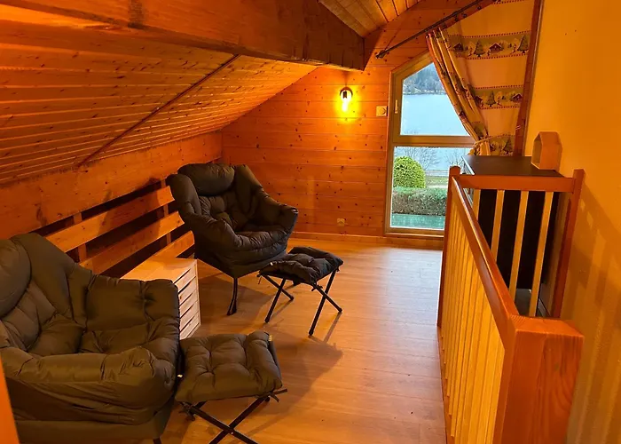 Joli Duplex Sur La Rive Du Lac